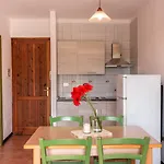 Le Pavoncelle Апарт-отель Санта-Тереза-Галлура